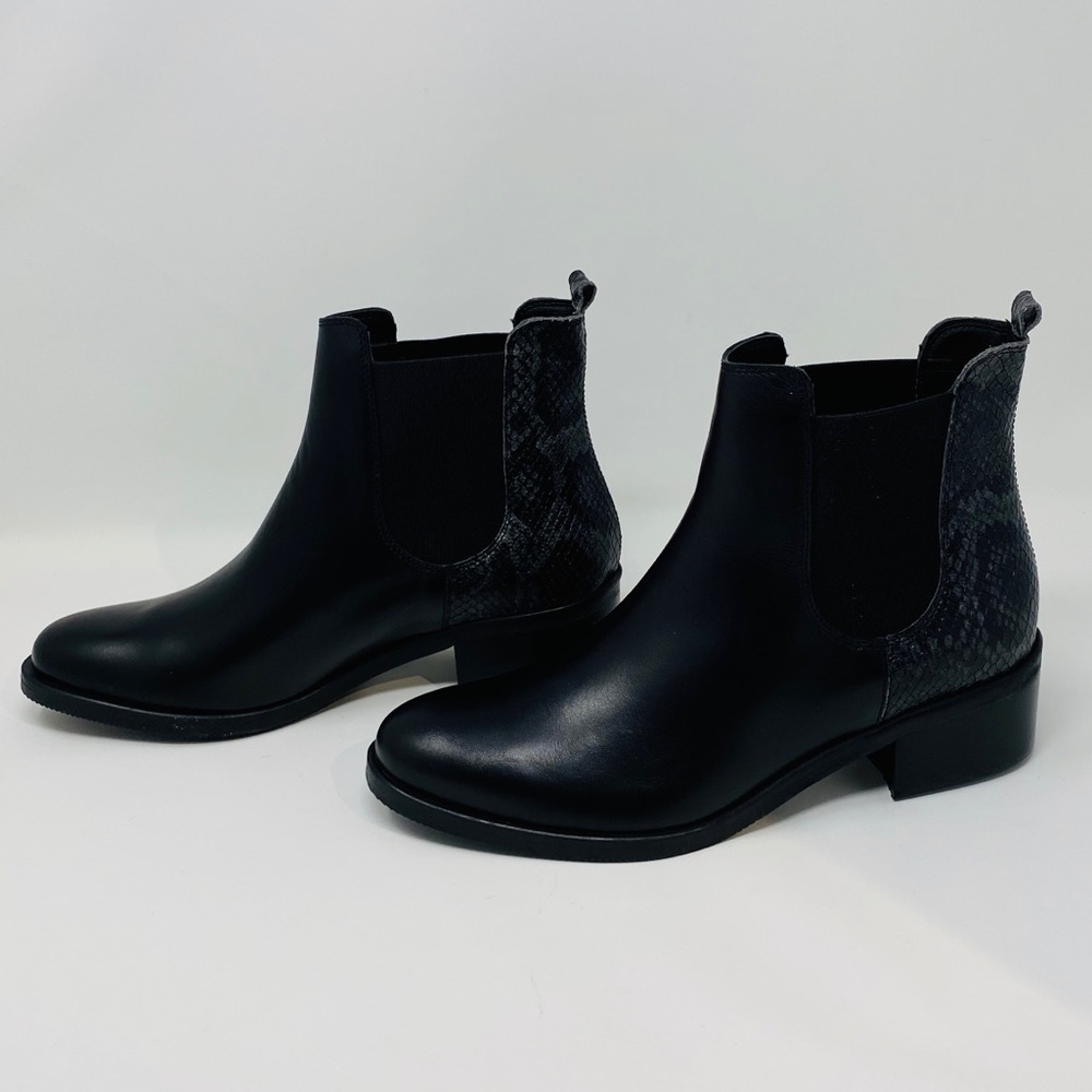 BARNEYS NY Black & Gray Python Booties US 7**$518 - Picture 4 of 8